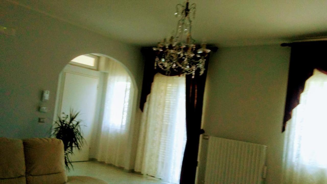 Casa Di Tina Hotell Castellana Grotte Eksteriør bilde