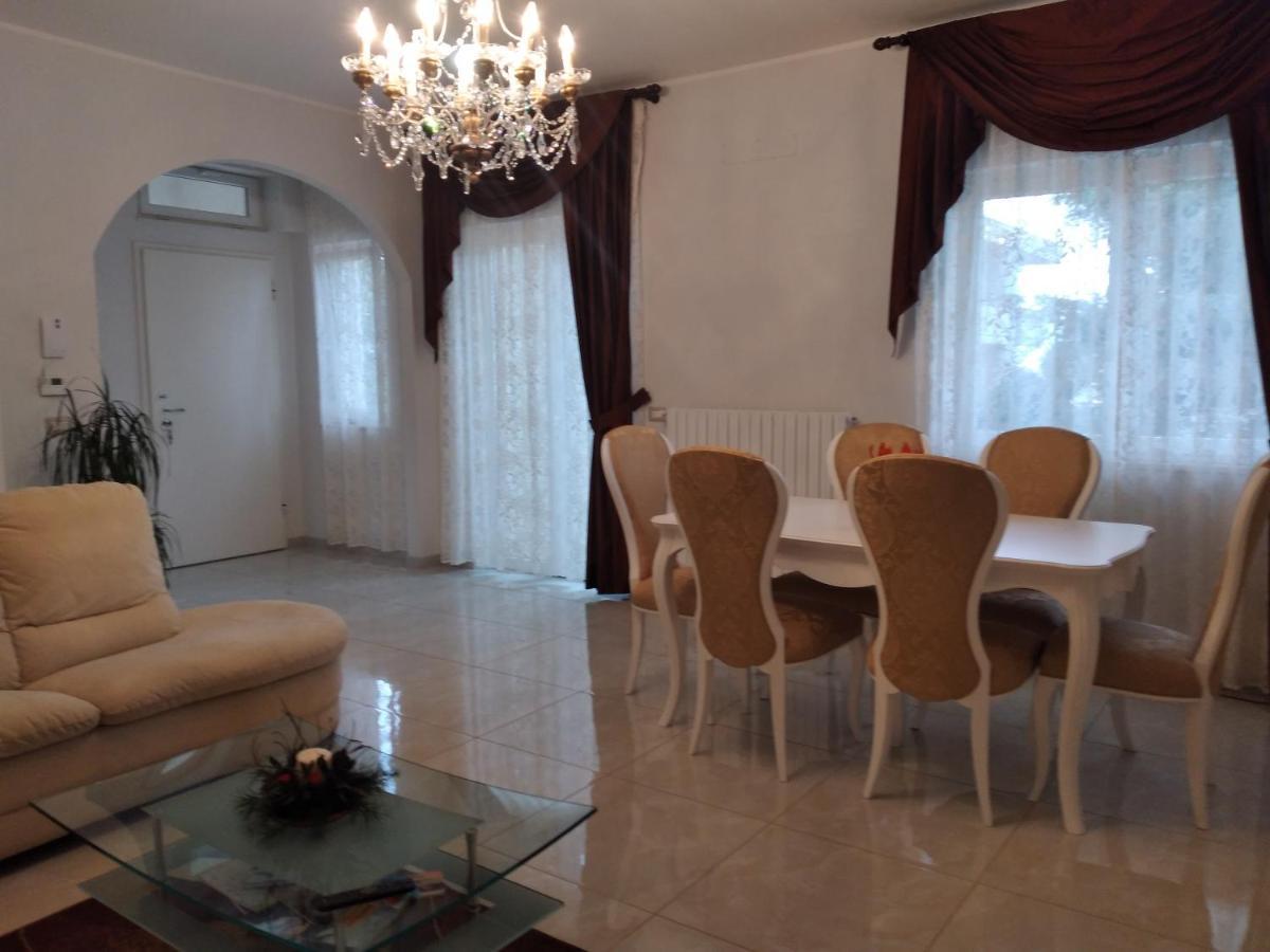 Casa Di Tina Hotell Castellana Grotte Eksteriør bilde
