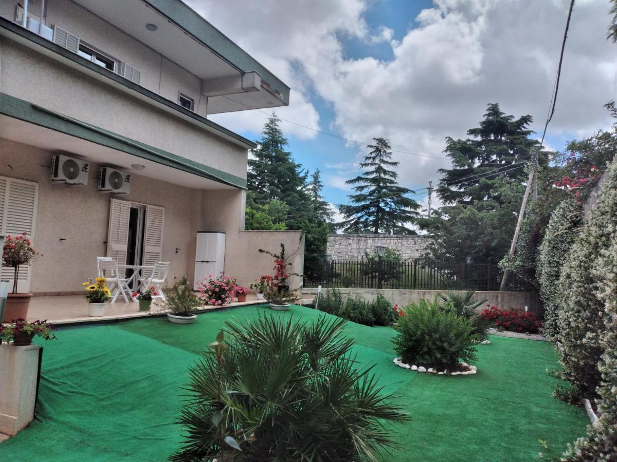 Casa Di Tina Hotell Castellana Grotte Eksteriør bilde